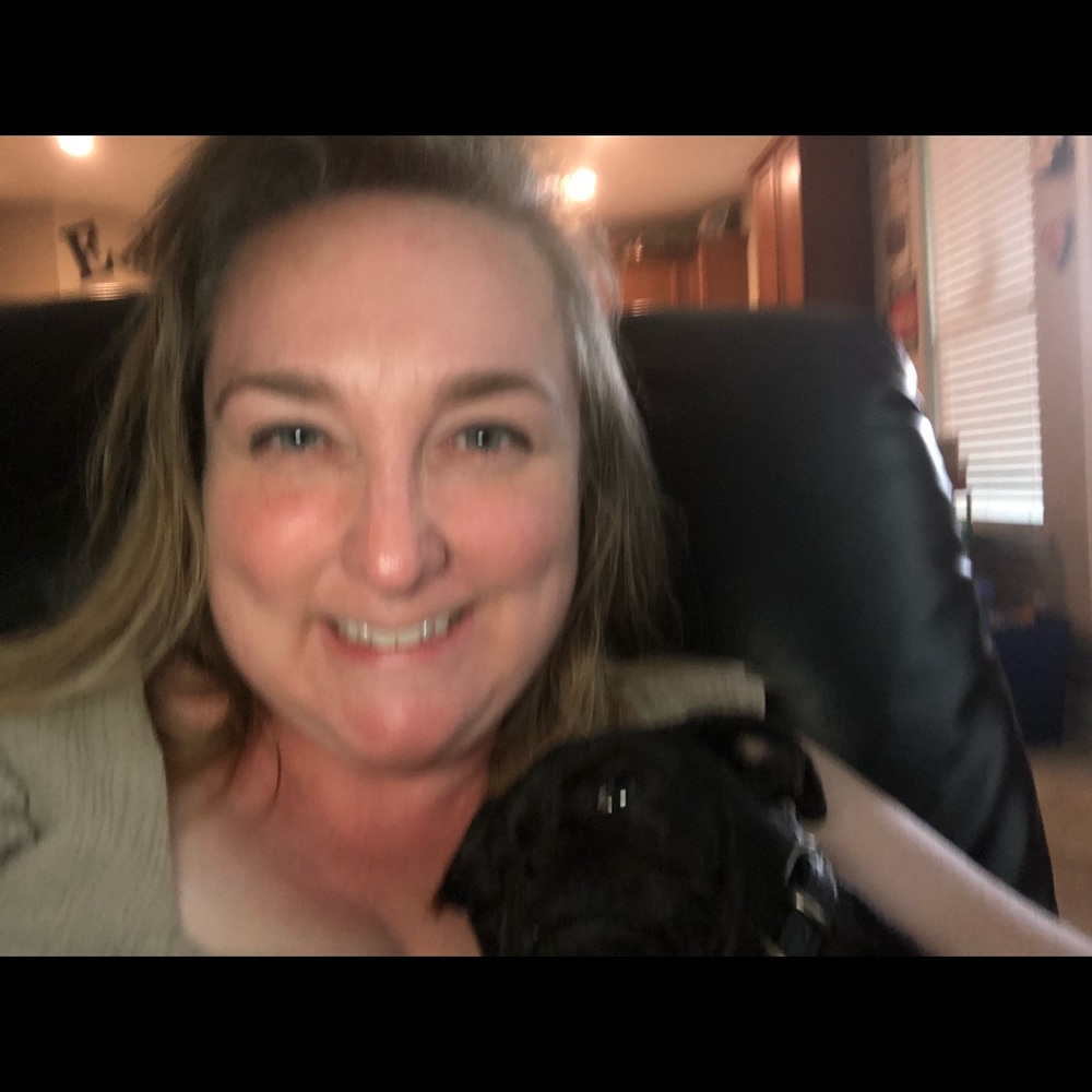 Meet your Posher, Laurie jean